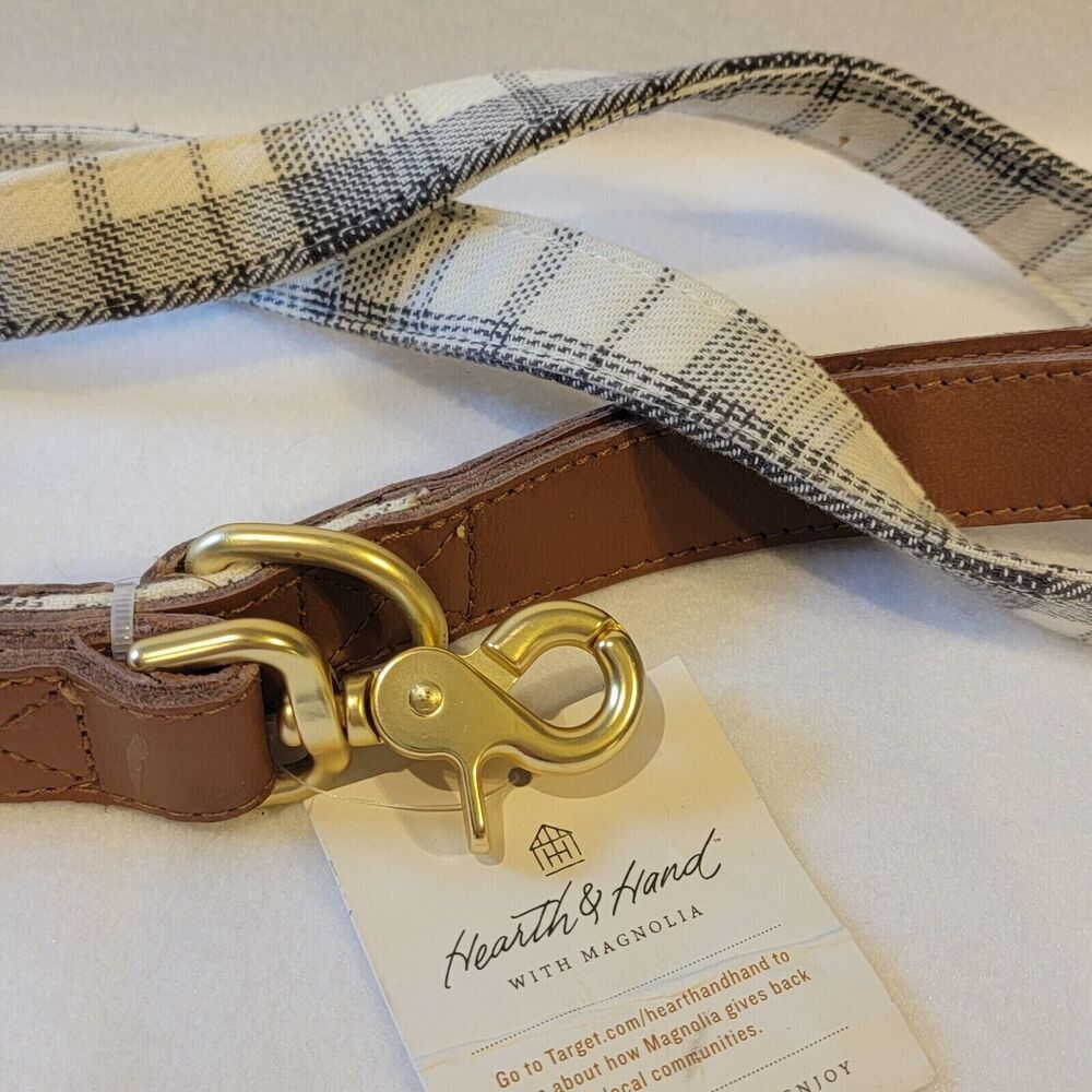 Hearth & Hand with Magnolia-Gray Plaid Dog Leash Brand New